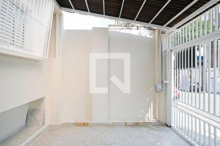 Casa à venda com 115m², 2 quartos e 1 vagaGaragem