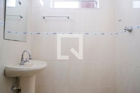 Casa à venda com 115m², 2 quartos e 1 vagaBanheiro da suíte