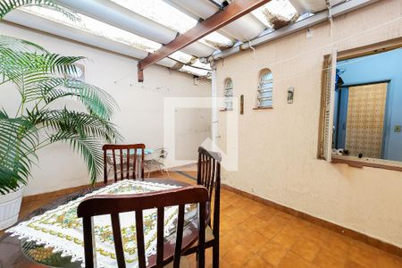 Casa à venda com 168m², 3 quartos e 2 vagas Casa à venda com 168m², 3 quartos e 2 vagasÁrea Gourmet