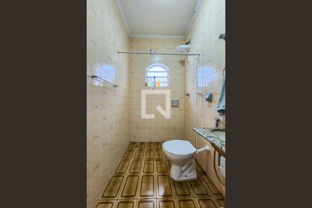 Casa à venda com 168m², 3 quartos e 2 vagas Casa à venda com 168m², 3 quartos e 2 vagasBanheiro da Suíte