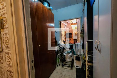 Casa à venda com 168m², 3 quartos e 2 vagas Casa à venda com 168m², 3 quartos e 2 vagasÁrea de Serviço