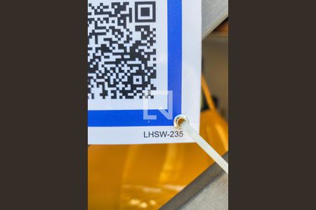 Casa à venda com 168m², 3 quartos e 2 vagas Casa à venda com 168m², 3 quartos e 2 vagasPlaquinha LHSW-235