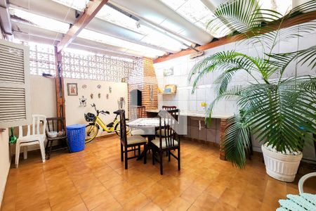 Casa à venda com 168m², 3 quartos e 2 vagas Casa à venda com 168m², 3 quartos e 2 vagasÁrea Gourmet