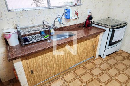 Casa à venda com 168m², 3 quartos e 2 vagas Casa à venda com 168m², 3 quartos e 2 vagasCozinha