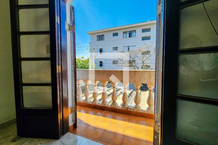 Casa à venda com 168m², 3 quartos e 2 vagas Casa à venda com 168m², 3 quartos e 2 vagasVaranda da Suíte