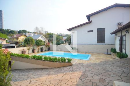 Casa à venda com 325m², 4 quartos e 4 vagas Casa à venda com 325m², 4 quartos e 4 vagasVista da sala