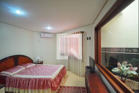 Casa à venda com 325m², 4 quartos e 4 vagas Casa à venda com 325m², 4 quartos e 4 vagasSuíte