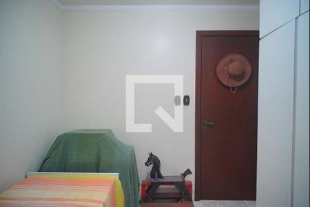 Casa à venda com 325m², 4 quartos e 4 vagas Casa à venda com 325m², 4 quartos e 4 vagasQuarto 1