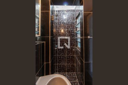 Apartamento à venda com 100m², 2 quartos e sem vaga Apartamento à venda com 100m², 2 quartos e sem vagaBanheiro de serviço