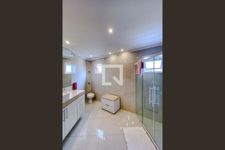 Casa à venda com 170m², 2 quartos e 1 vagaBanheiro da Suíte