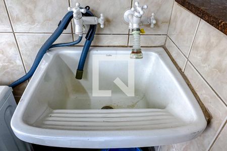 Casa à venda com 170m², 2 quartos e 1 vagaÁrea de Serviço