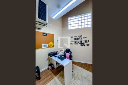 Casa à venda com 170m², 2 quartos e 1 vaga Escritório do Quarto 2