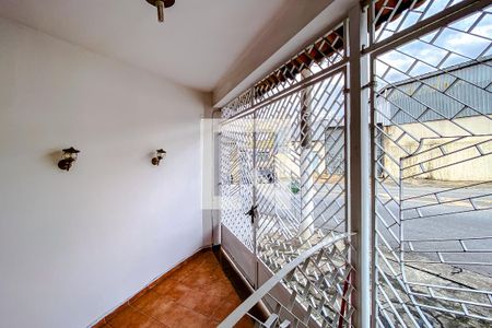 Casa à venda com 170m², 2 quartos e 1 vagaGaragem