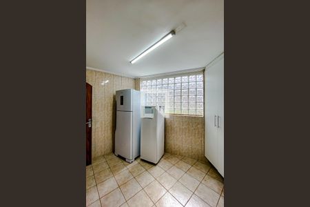 Casa à venda com 170m², 2 quartos e 1 vagaÁrea de Serviço