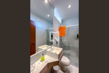 Casa à venda com 170m², 2 quartos e 1 vagaBanheiro da Suíte 2