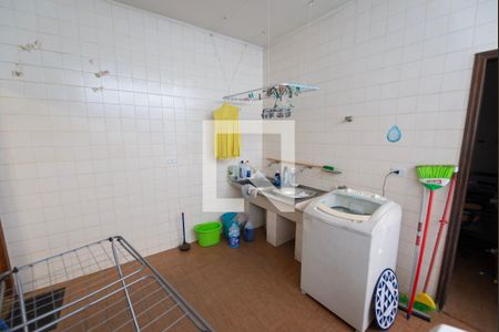 Casa para alugar com 320m², 3 quartos e 3 vagas Casa para alugar com 320m², 3 quartos e 3 vagasÁrea de Serviço
