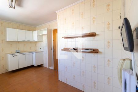 Apartamento à venda com 93m², 2 quartos e 1 vaga Apartamento à venda com 93m², 2 quartos e 1 vagaCozinha