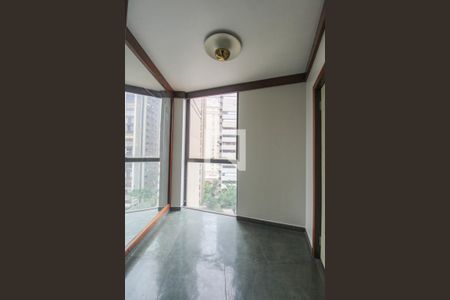 Apartamento à venda com 374m², 4 quartos e 4 vagasVista