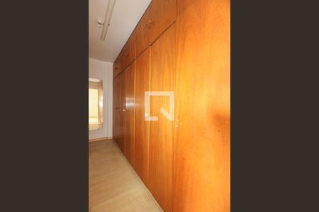 Apartamento à venda com 374m², 4 quartos e 4 vagasQuarto