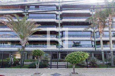 Apartamento à venda com 187m², 3 quartos e 3 vagas Apartamento à venda com 187m², 3 quartos e 3 vagasFachada