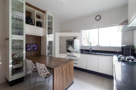 Casa à venda com 222m², 3 quartos e 5 vagasCozinha