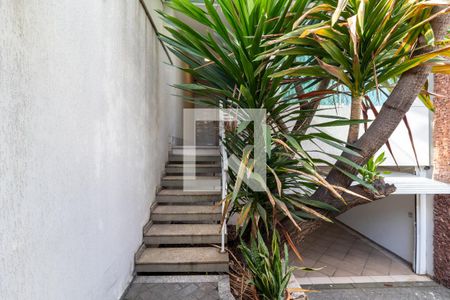 Casa à venda com 222m², 3 quartos e 5 vagasCorredor de Entrada