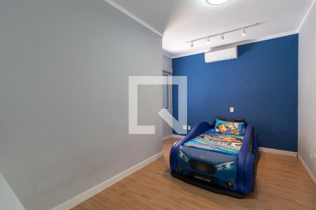 Casa à venda com 222m², 3 quartos e 5 vagasSuíte 2