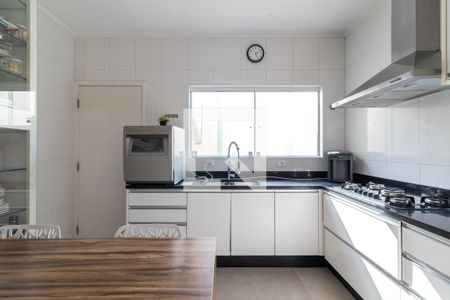 Casa à venda com 222m², 3 quartos e 5 vagasCozinha