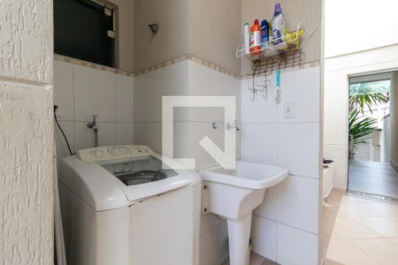 Casa à venda com 222m², 3 quartos e 5 vagasÁrea de Serviço