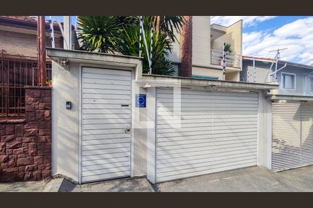 Casa à venda com 222m², 3 quartos e 5 vagasFachada