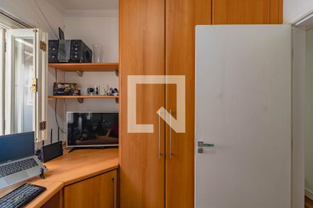 Casa à venda com 200m², 3 quartos e 4 vagas Casa à venda com 200m², 3 quartos e 4 vagasQuarto 2
