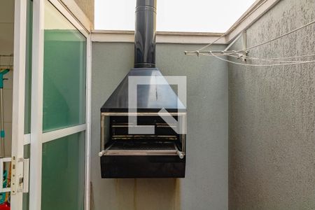 Casa à venda com 200m², 3 quartos e 4 vagas Casa à venda com 200m², 3 quartos e 4 vagasQuintal