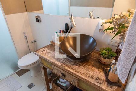 Apartamento à venda com 115m², 3 quartos e 2 vagasBanheiro