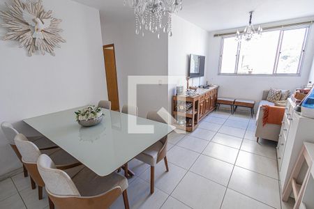 Sala de apartamento à venda com 3 quartos, 85m² em Planalto, Belo Horizonte