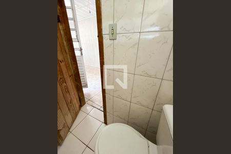 Casa à venda com 132m², 3 quartos e 1 vaga Casa à venda com 132m², 3 quartos e 1 vagaLavabo