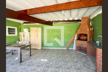 Casa à venda com 132m², 3 quartos e 1 vaga Casa à venda com 132m², 3 quartos e 1 vagaChurrasqueira
