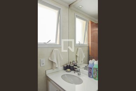 Apartamento à venda com 203m², 4 quartos e 4 vagasBanheiro da Suíte 4