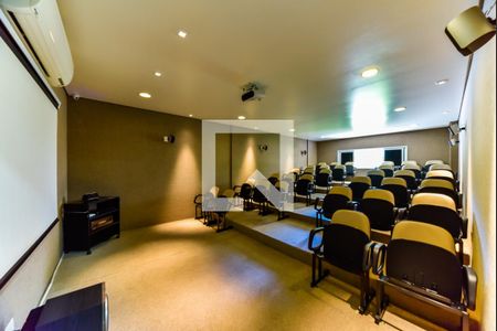 Apartamento à venda com 203m², 4 quartos e 4 vagasCinema