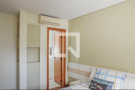 Apartamento à venda com 203m², 4 quartos e 4 vagasQuarto 3 - Suíte