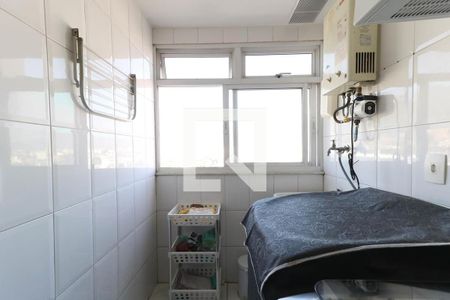 Apartamento à venda com 127m², 2 quartos e 1 vagaÁrea de Serviço