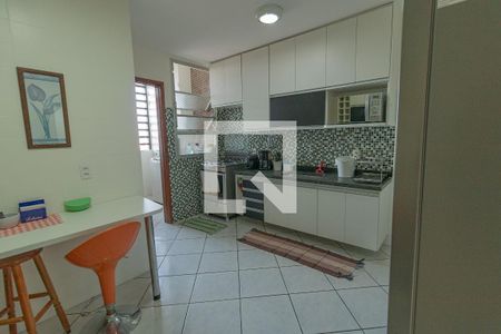 Apartamento à venda com 128m², 3 quartos e 2 vagasCozinha
