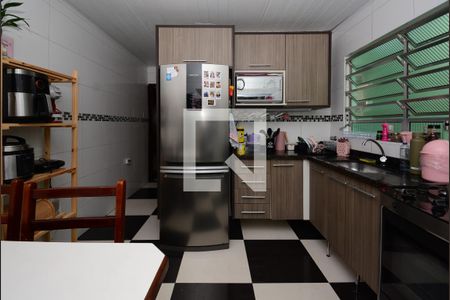 Casa à venda com 125m², 3 quartos e 2 vagas Casa à venda com 125m², 3 quartos e 2 vagasCozinha