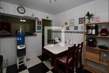 Casa à venda com 125m², 3 quartos e 2 vagas Casa à venda com 125m², 3 quartos e 2 vagasCozinha