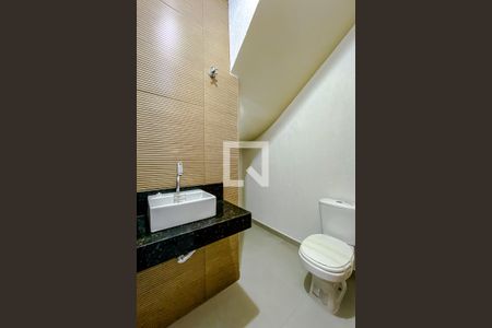 Casa à venda com 112m², 3 quartos e 2 vagasLavabo