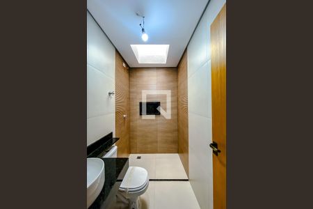 Casa à venda com 112m², 3 quartos e 2 vagasBanheiro da Suíte