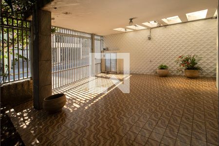 Casa à venda com 240m², 4 quartos e 2 vagasgaragem