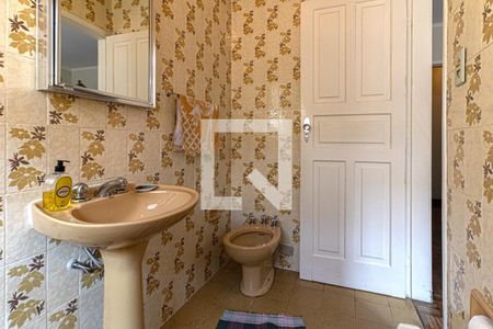 Casa à venda com 240m², 4 quartos e 2 vagasbanheiro na suíte1