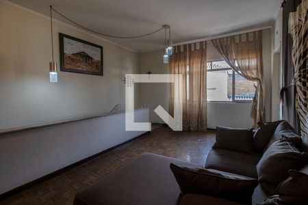 Casa à venda com 240m², 4 quartos e 2 vagassala de vídeo