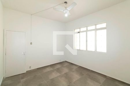 Quarto 1 de casa para alugar com 3 quartos, 80m² em Campo Grande, Rio de Janeiro