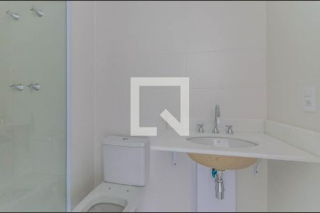 Banheiro de kitnet/studio para alugar com 1 quarto, 26m² em Ipiranga, São Paulo